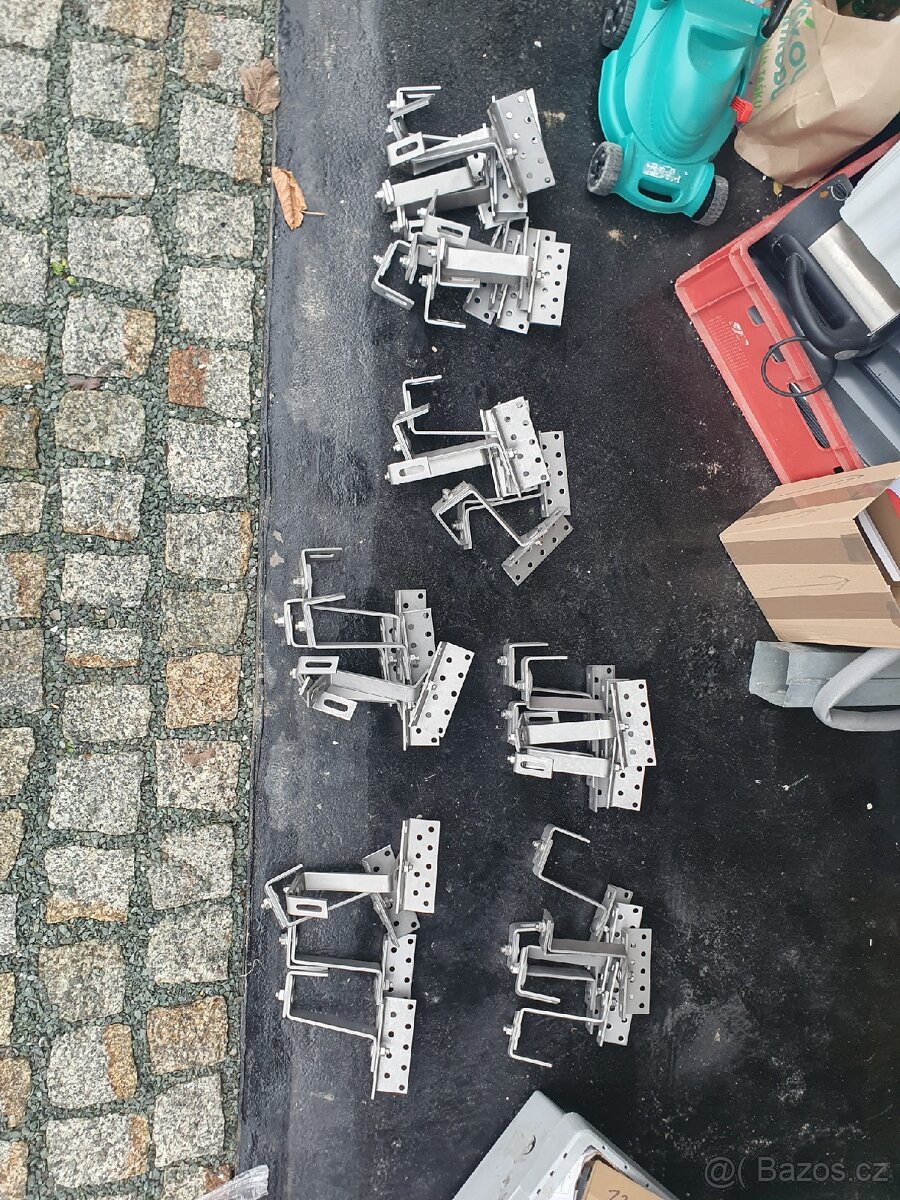 Střešní háky pod tašku pro FVE - 3