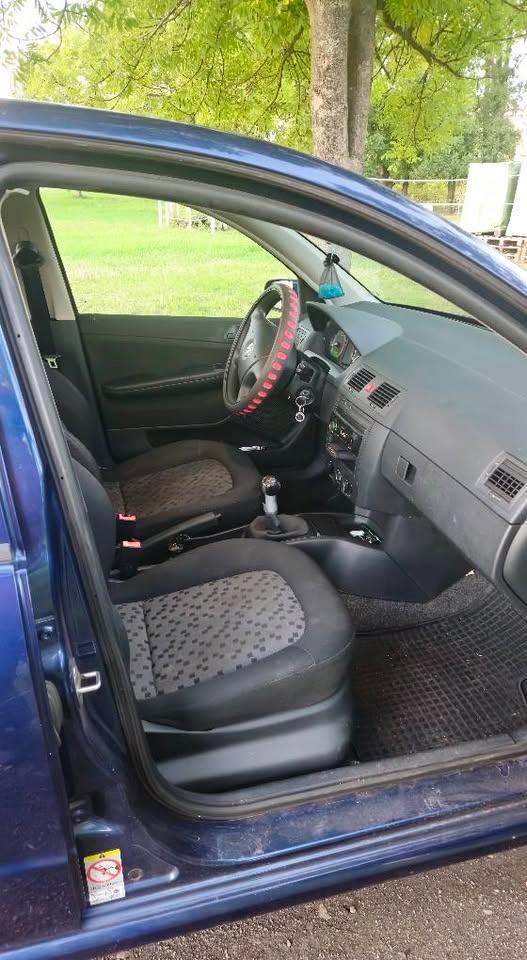 Skoda fabia 27 000 Kč - 3