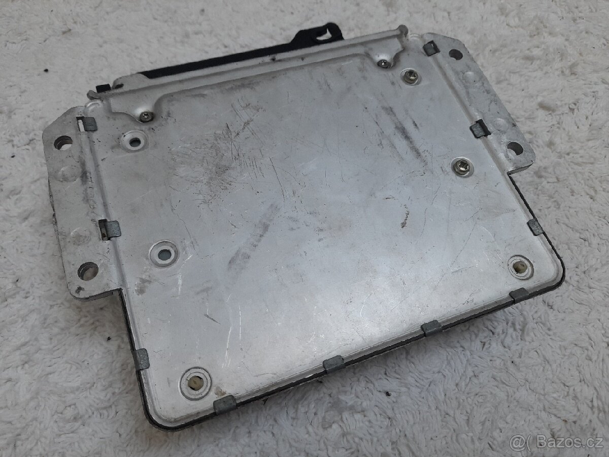 Řídící jednotka BMW e32 / e34 - 3