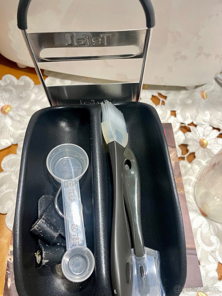 Domácí pekárna Tefal - 3