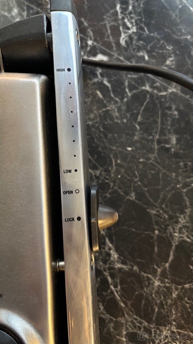 Kontaktní gril Catler - 3