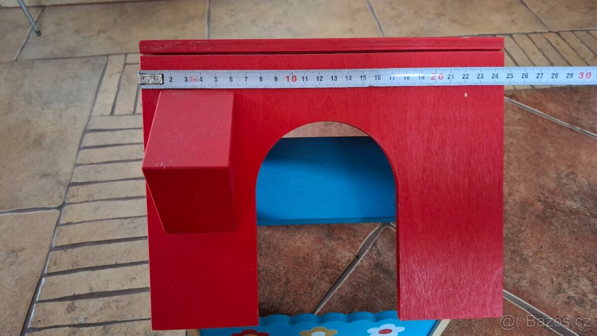 Dřevěný domeček se zvířátky - 3