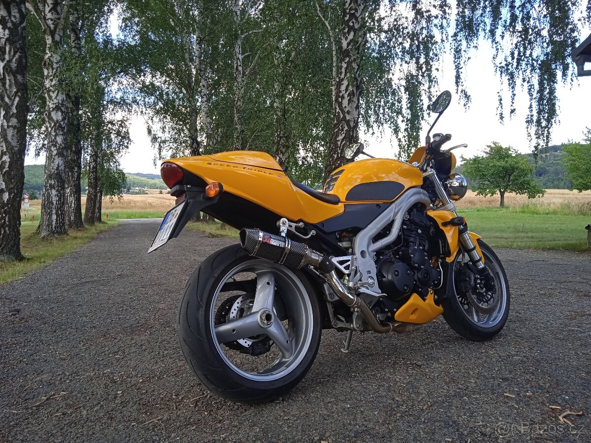 Prodám Triump Speed Triple 955i r.v. 2004 - 3