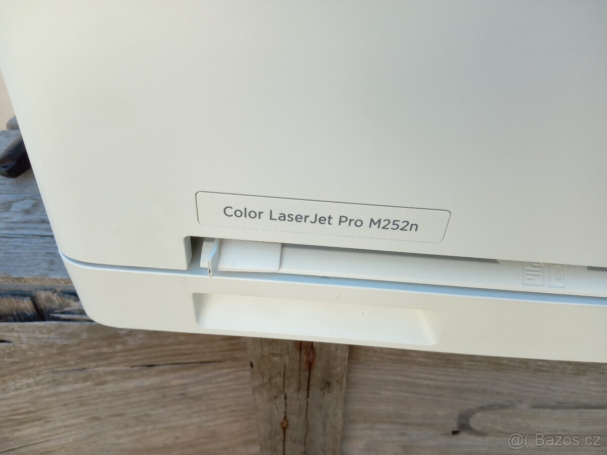 Barevná tiskárna laserová HP LaserJet Pro M252n - 3
