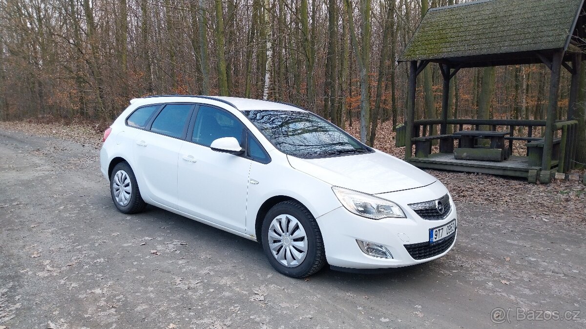Opel Astra J 1.3TDCi - 3