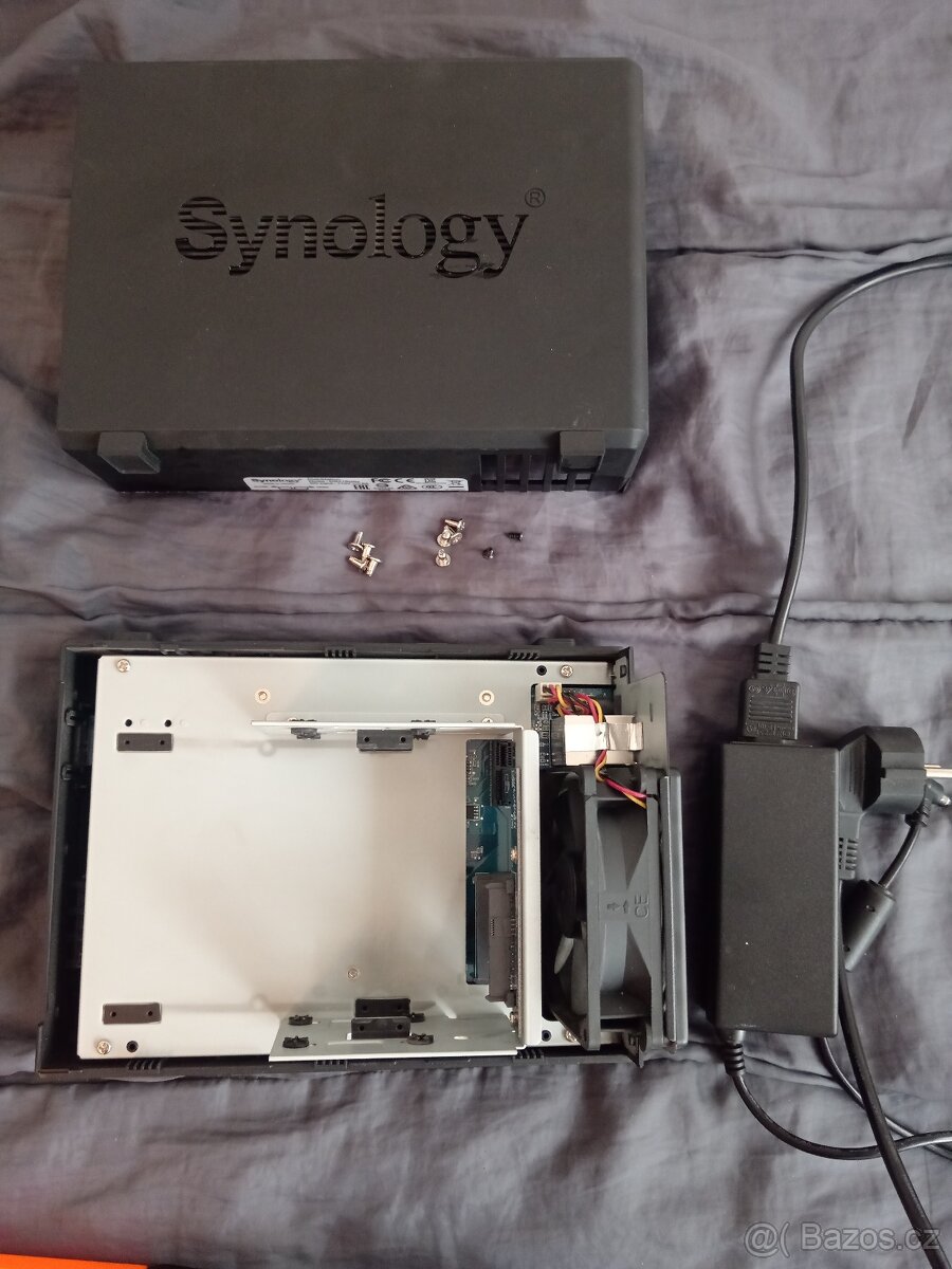 Synology NAS DS218play - 3