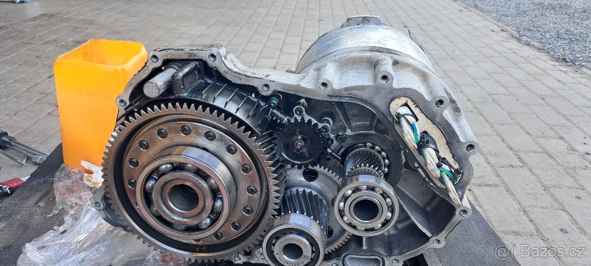 Motor Tesla model S / X Bese - 3