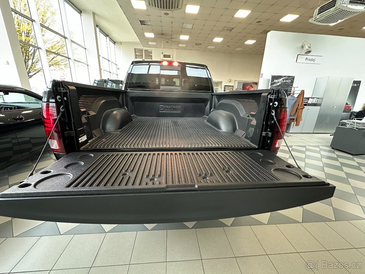 Dodge RAM 1500 classic WARLOCK 5,7hemi v8 - 3