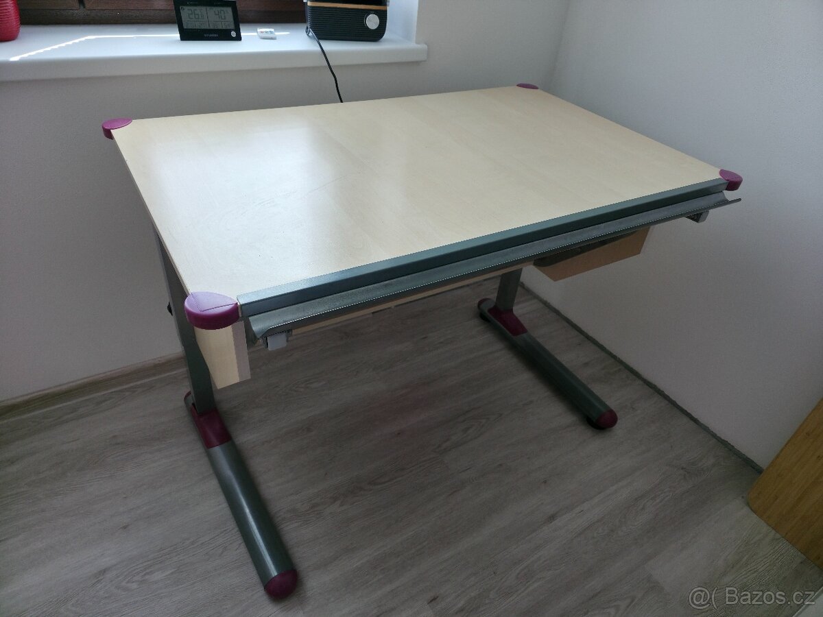 Rostoucí psací stul - 3