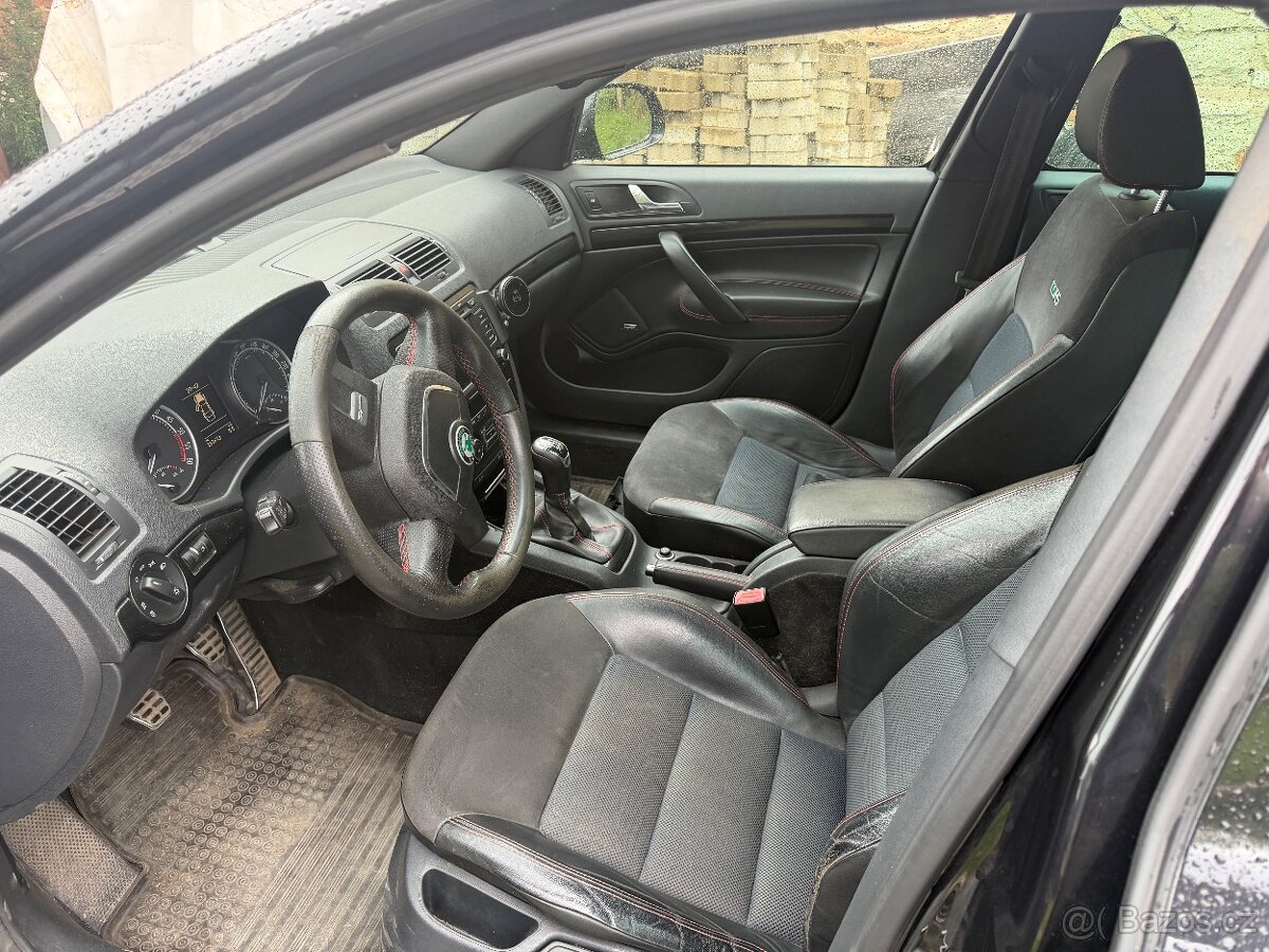 Octavia 2 RS 2.0tdi - 3