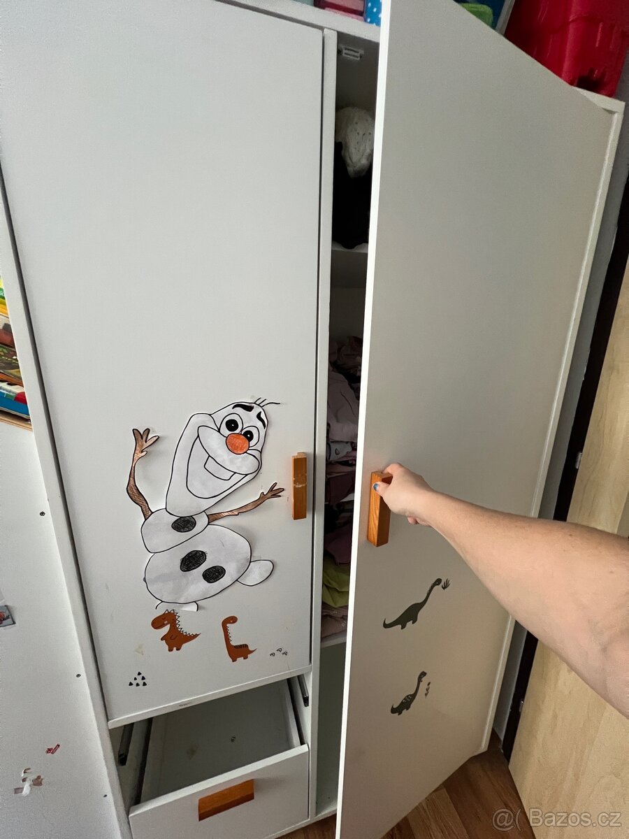 Šatní skříň - 3