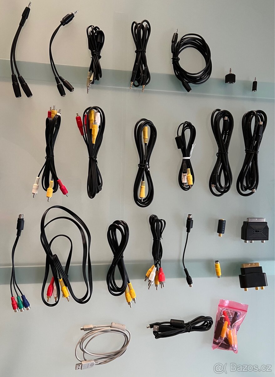 Různé A/V kabely - 3