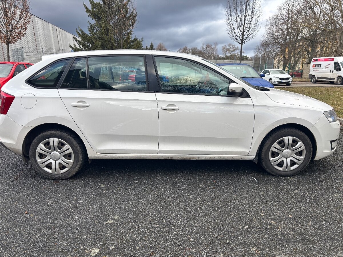 Prodám škoda Rapid - 3