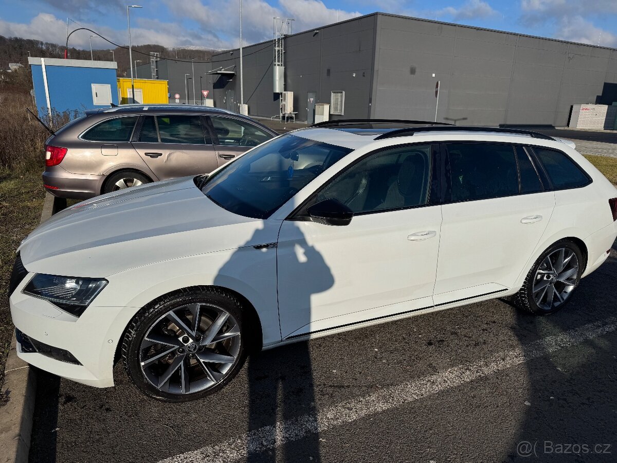 Škoda Superb combi sportline - 3