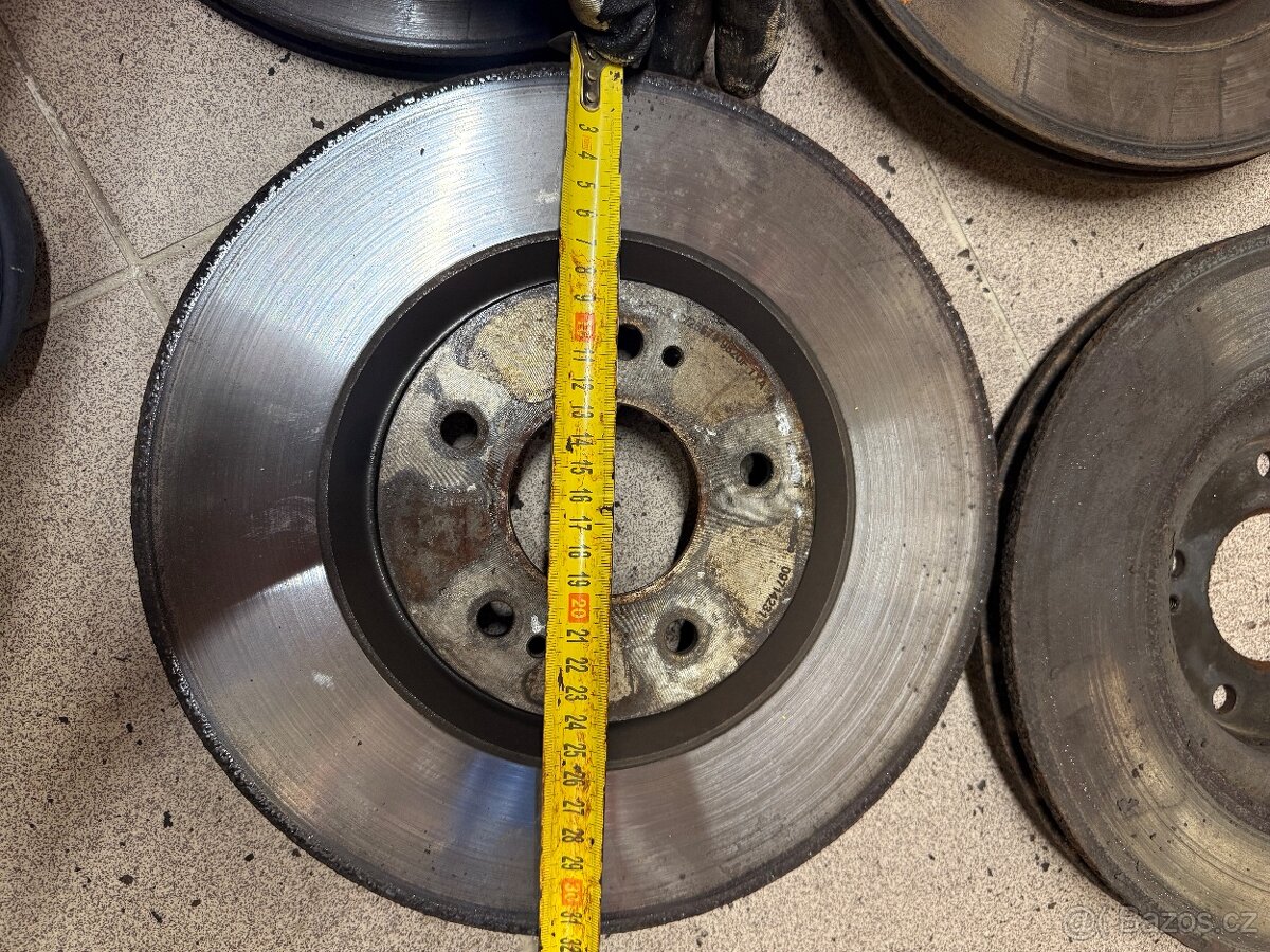 Brembo Sada všech kotoučů Lancer Evo V-IX včetně destiček - 3