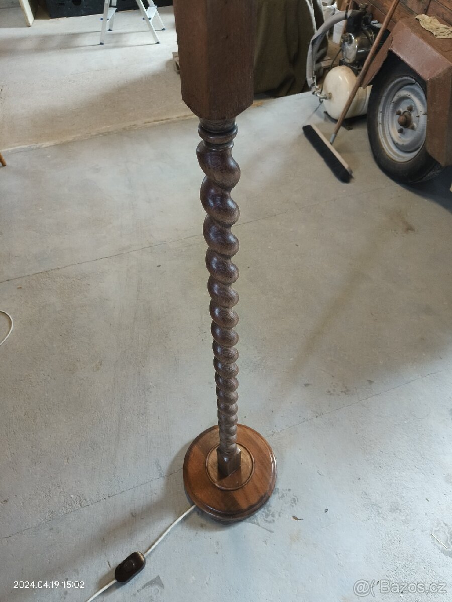 Lampa bez stínidla - 3