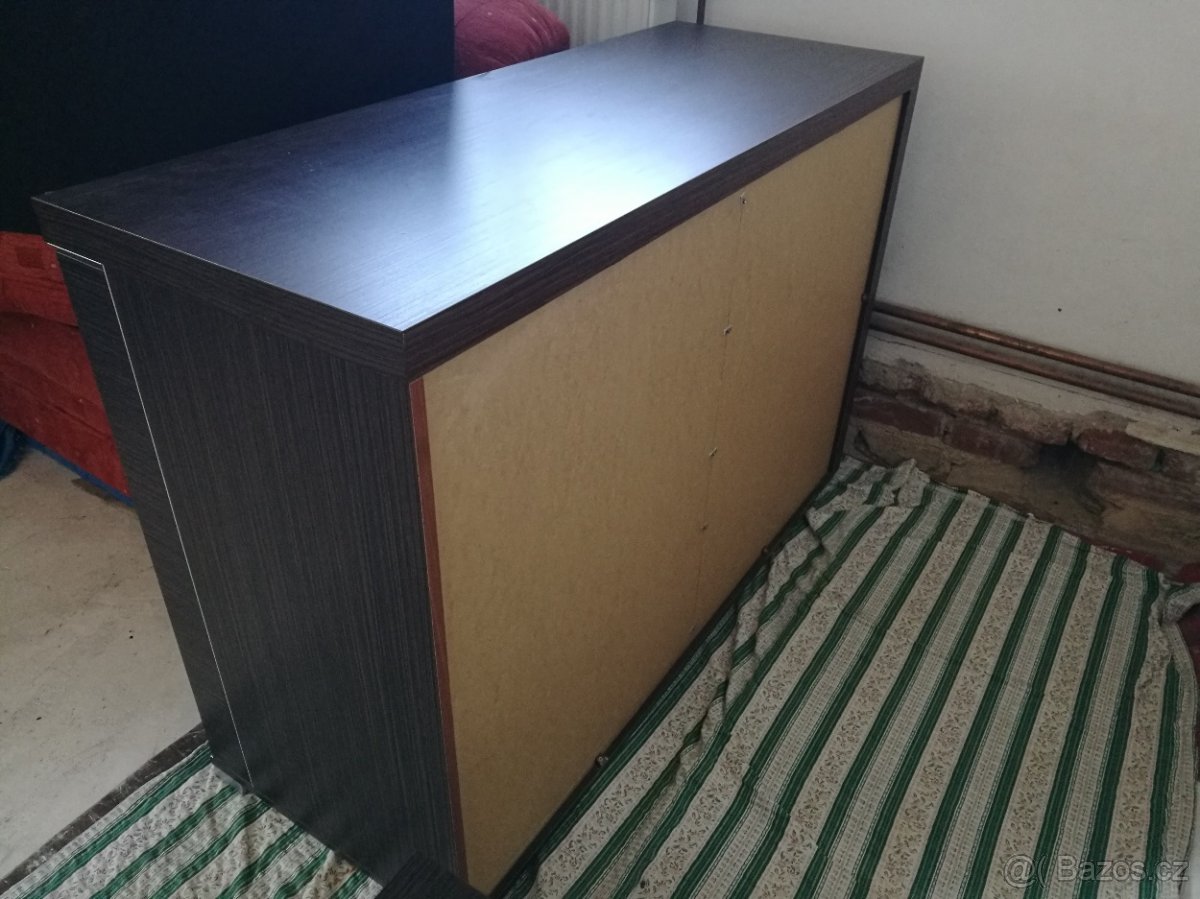 Obývací stěna (hnědá) + stolek - 3