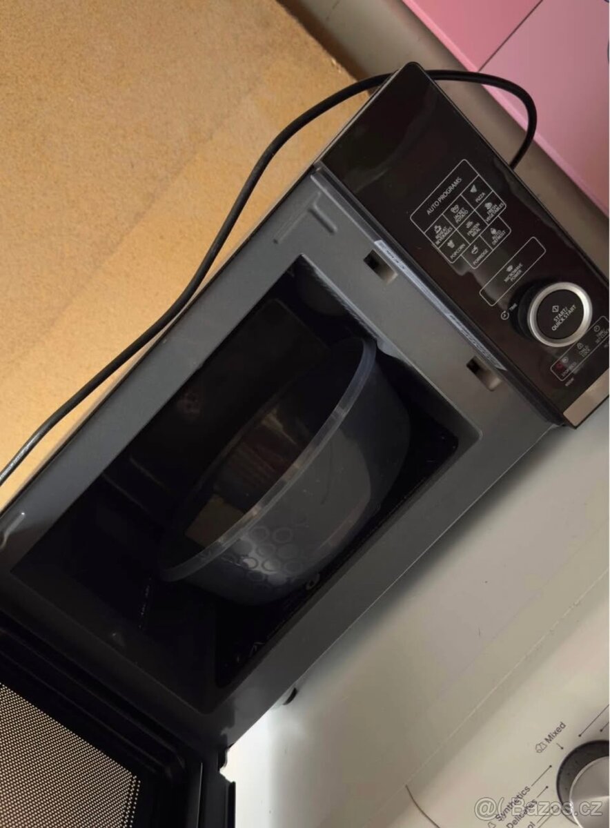 Mikrovlnná trouba SHARP - 3