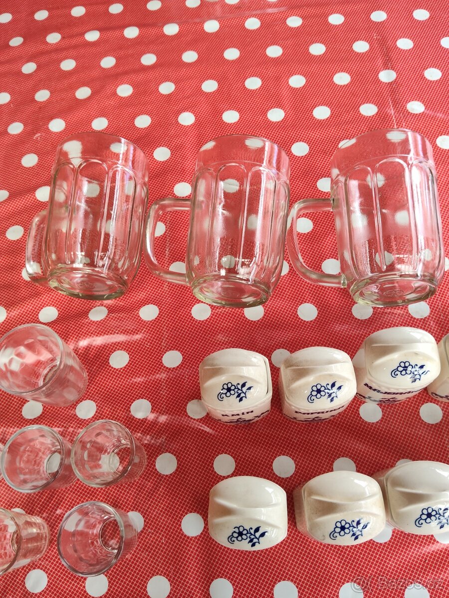 Kořenky,frťan,štamprle, půllitr,pivo. - 3