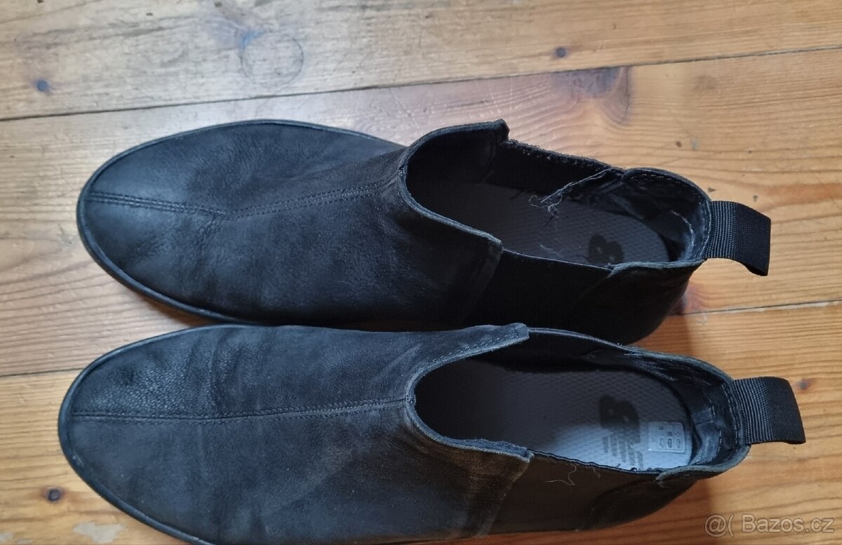 Dámské černé kožené kotníkové boty VAGABOND - 3