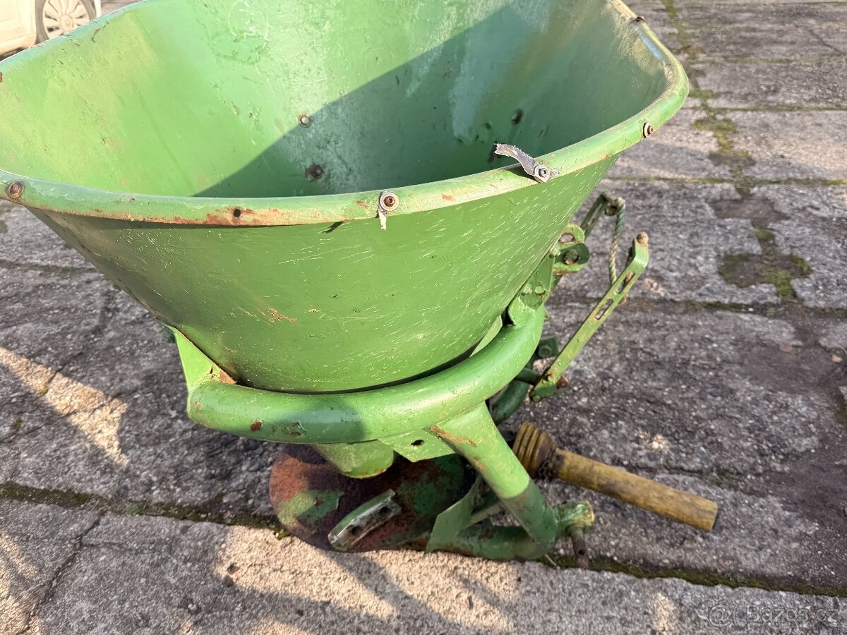 Rozmetadlo hnojiv - 3