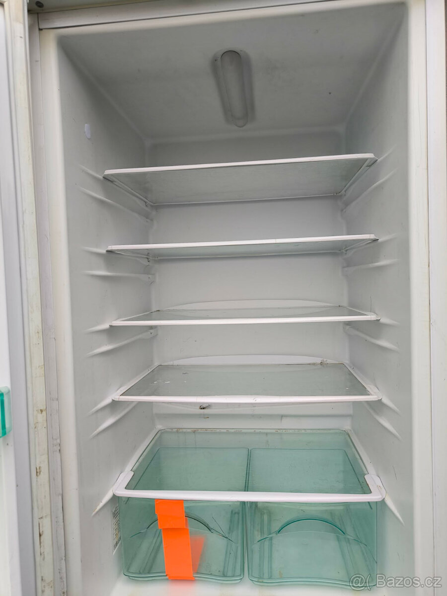 Lednice s mrazákem, 2 kompresory - plně funkční - 3