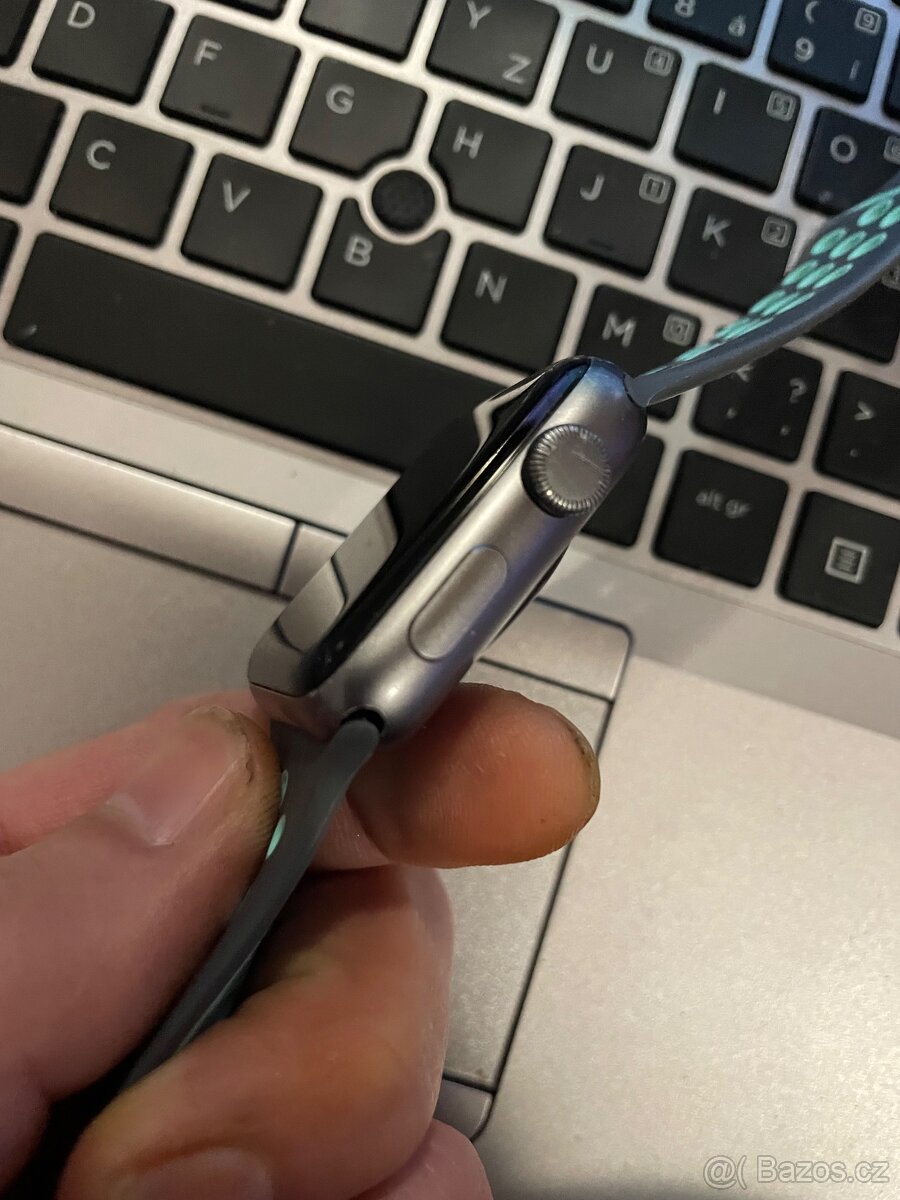 Apple Watch 3 42 mm Nike - 3