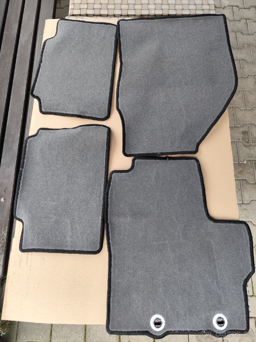 Toyota Yaris 2021 textilní koberce nové - 3