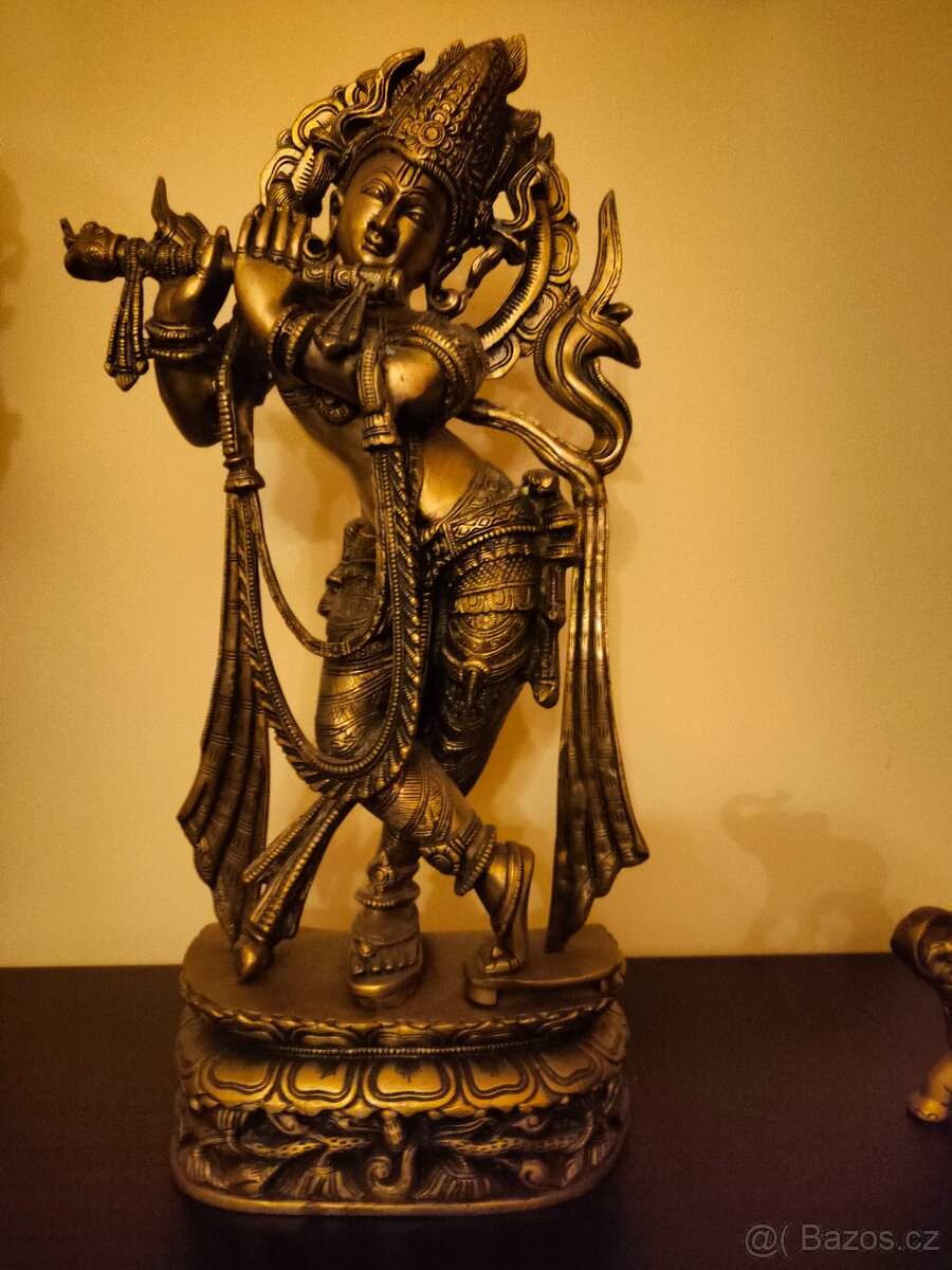 Krišna hrajúci na flautu - 3