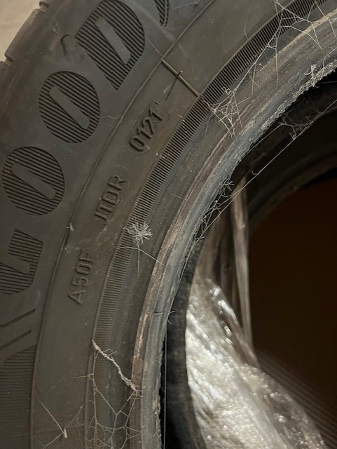 205 55 16 - GOOD YEAR - 3