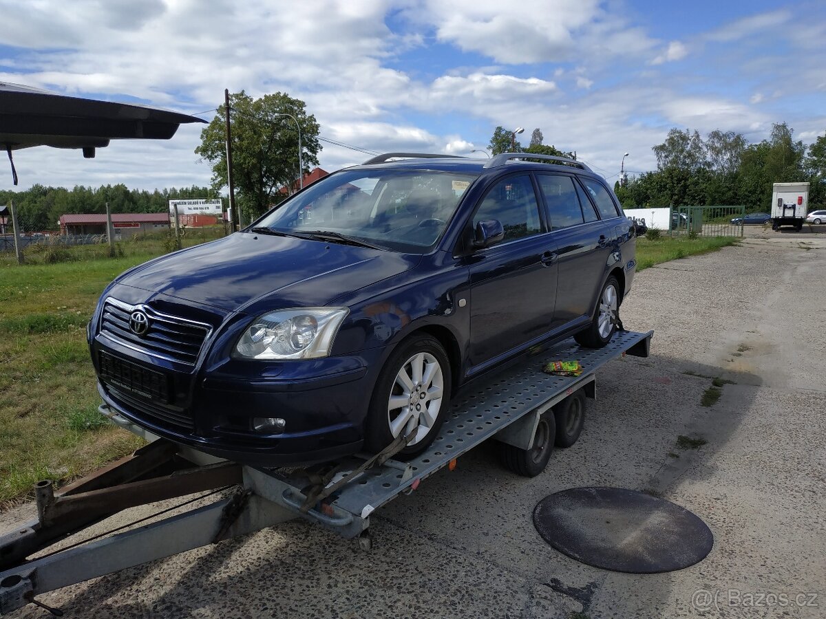Avensis - 3