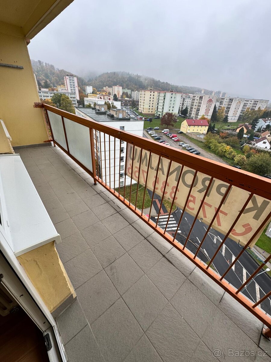 (337) Pronájem, byt 2+kk, 47 m, Valdštejnská 2066, Litvínov - 3