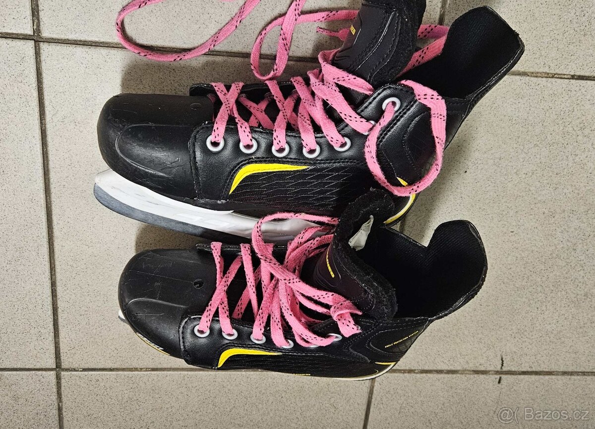 Brusle Crowned 32-35 - 3