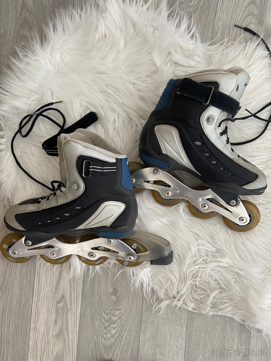 Unisexové kolečkové brusle zn. Nike - 3