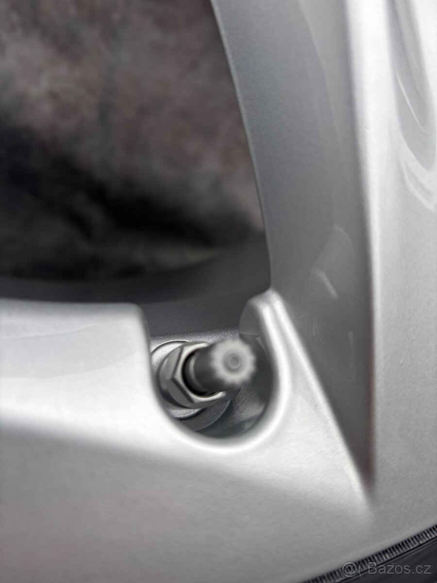 Originální Alu kola Tesla Model S 245/45/19 nepoužité - 3