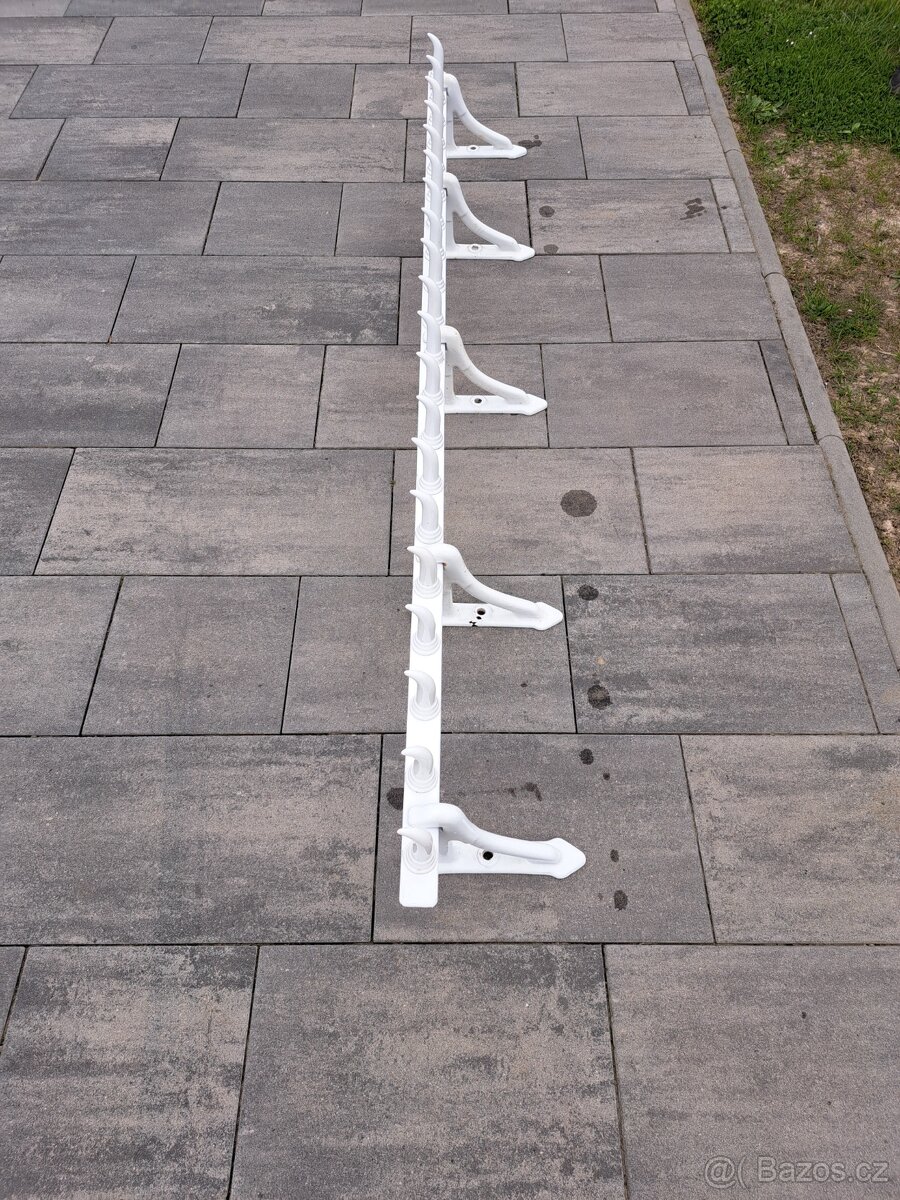 Řeznický věšák - 3