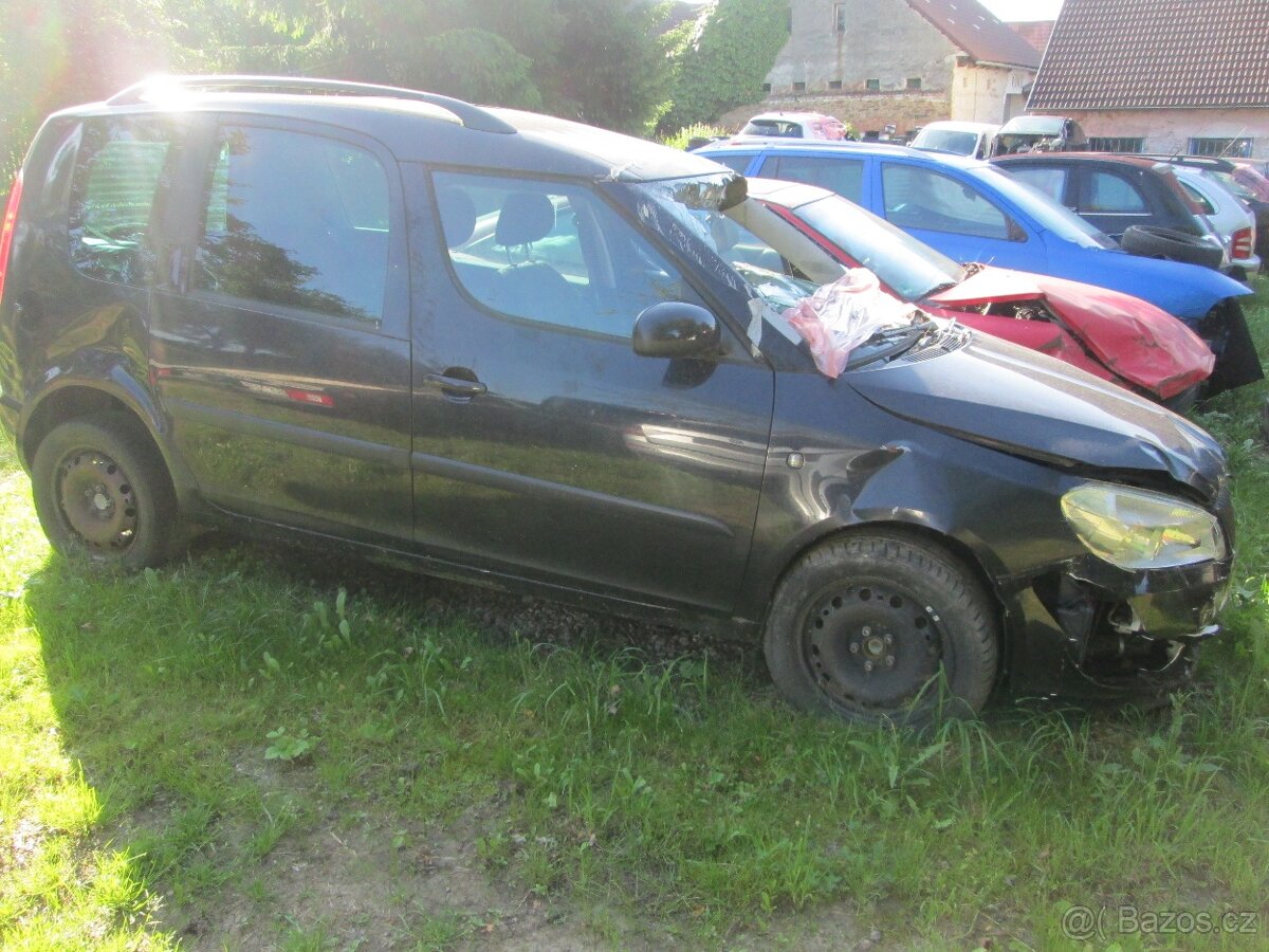 Škoda Roomster 1.6TDi 2011 ujeto 85tis.km náhradní díly - 3