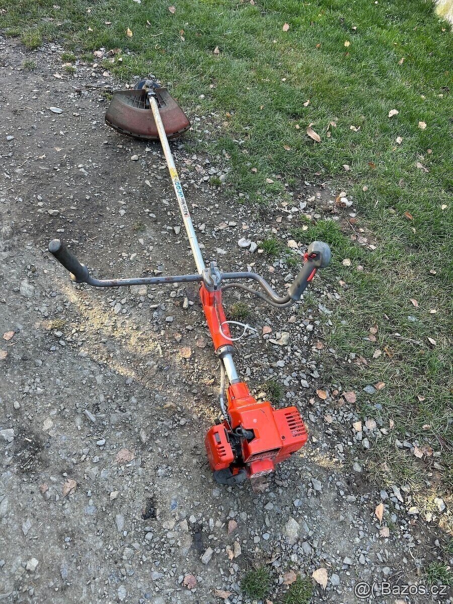 Křovinořez Oleo mac 740T - 3