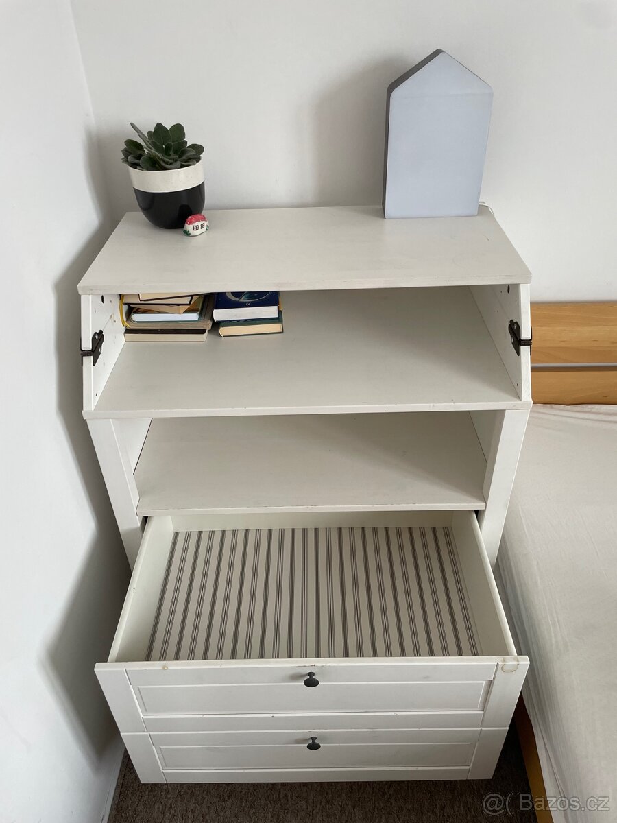 Nábytek do dětského pokoje - komoda, skříň, postýlka - 3