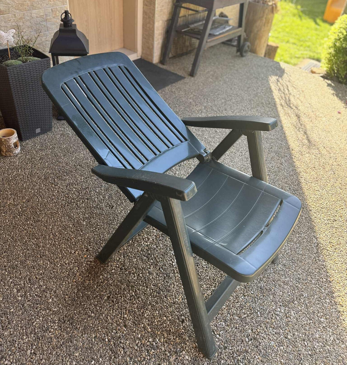 Polohovací plastové křeslo Carmen - 3