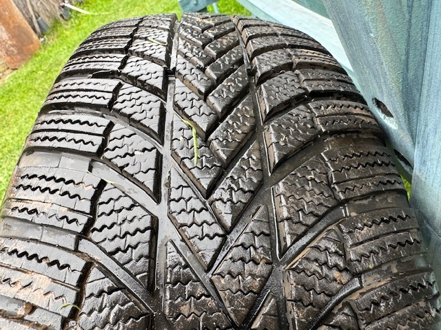 245/65/17 zimní Bridgestone - 3