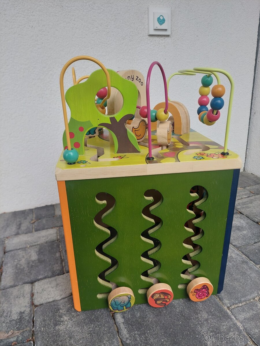 Interaktivní dřevěná kostka - 3