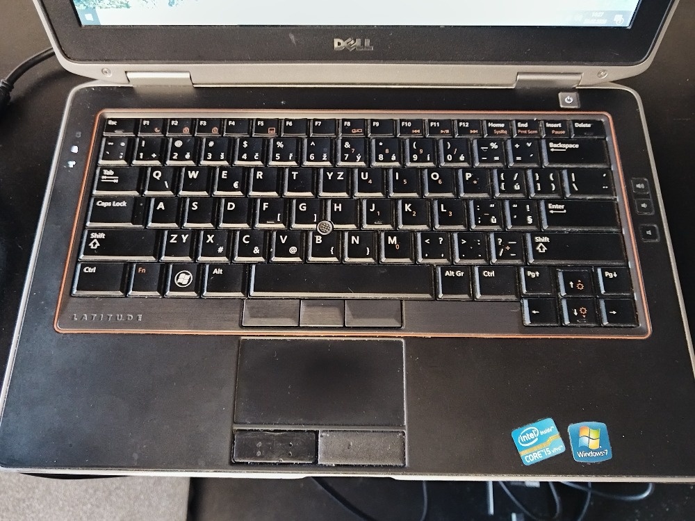 Notebook Dell Latitude E6320 - 3