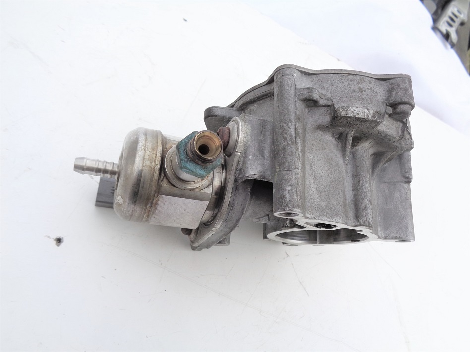 VW Škoda Audi Seat vákuové a palivové čerpadlo 1.8TSI 2.0TSI - 3