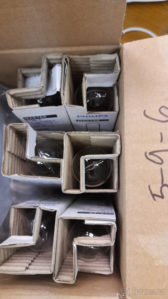 Žárovky Philips - 3