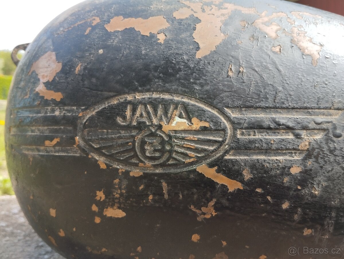 Jawa -ČZ nádrže - 3