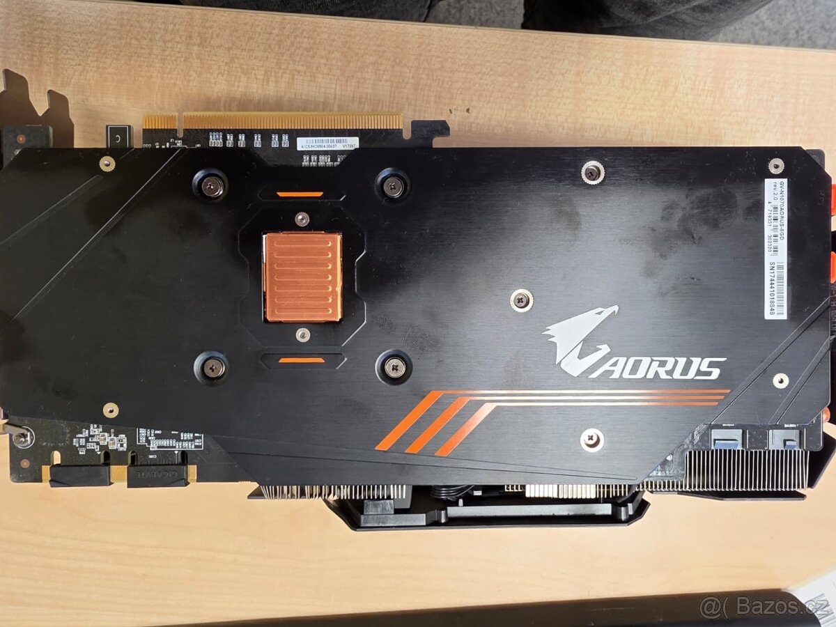 GIGABYTE GeForce AORUS GTX 1070 - 3