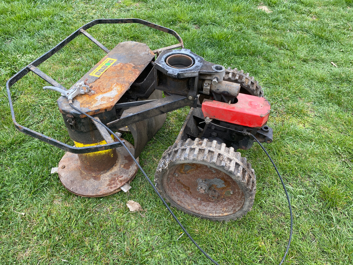 Dvoububnová sekačka BDR 700 - 3