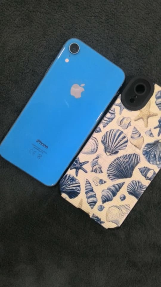 iPhone xr 64gb - 3