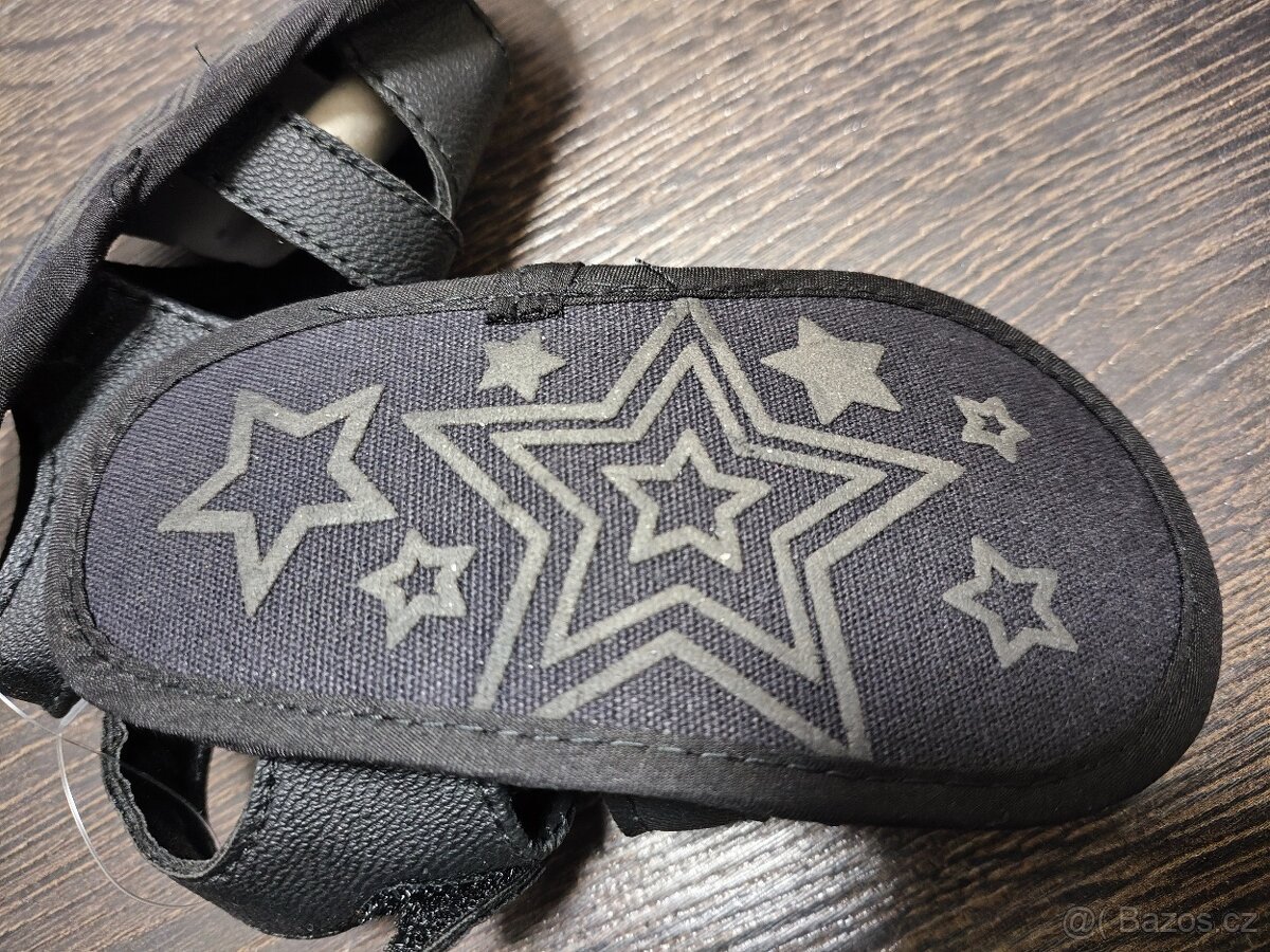 PRVNÍ DĚTSKÉ BOTIČKY NOVÉ - ČERNÉ - 3